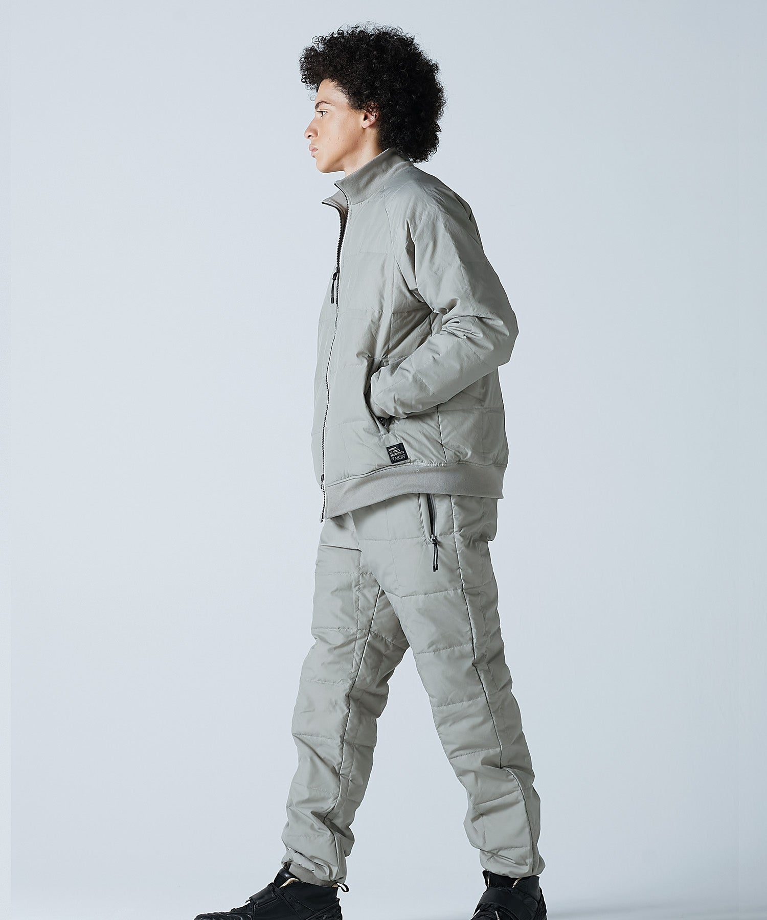 スポーツクラシック トラックダウンジャケット – TAIONインナーダウン