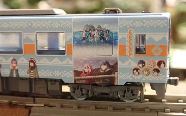 TOMIXの天竜浜名湖鉄道 TH2100「ゆるキャン△ラッピング車」: 光山市