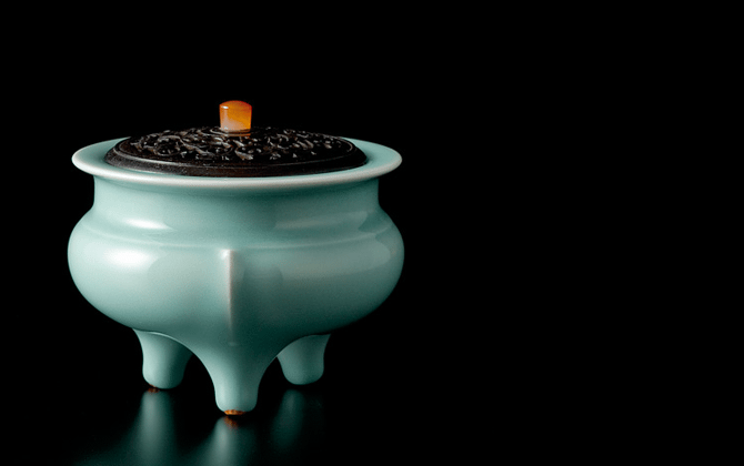 真葛香山 牡丹花瓶 初代 真葛香山 釉下彩牡丹図花瓶 | 明治工芸・明治