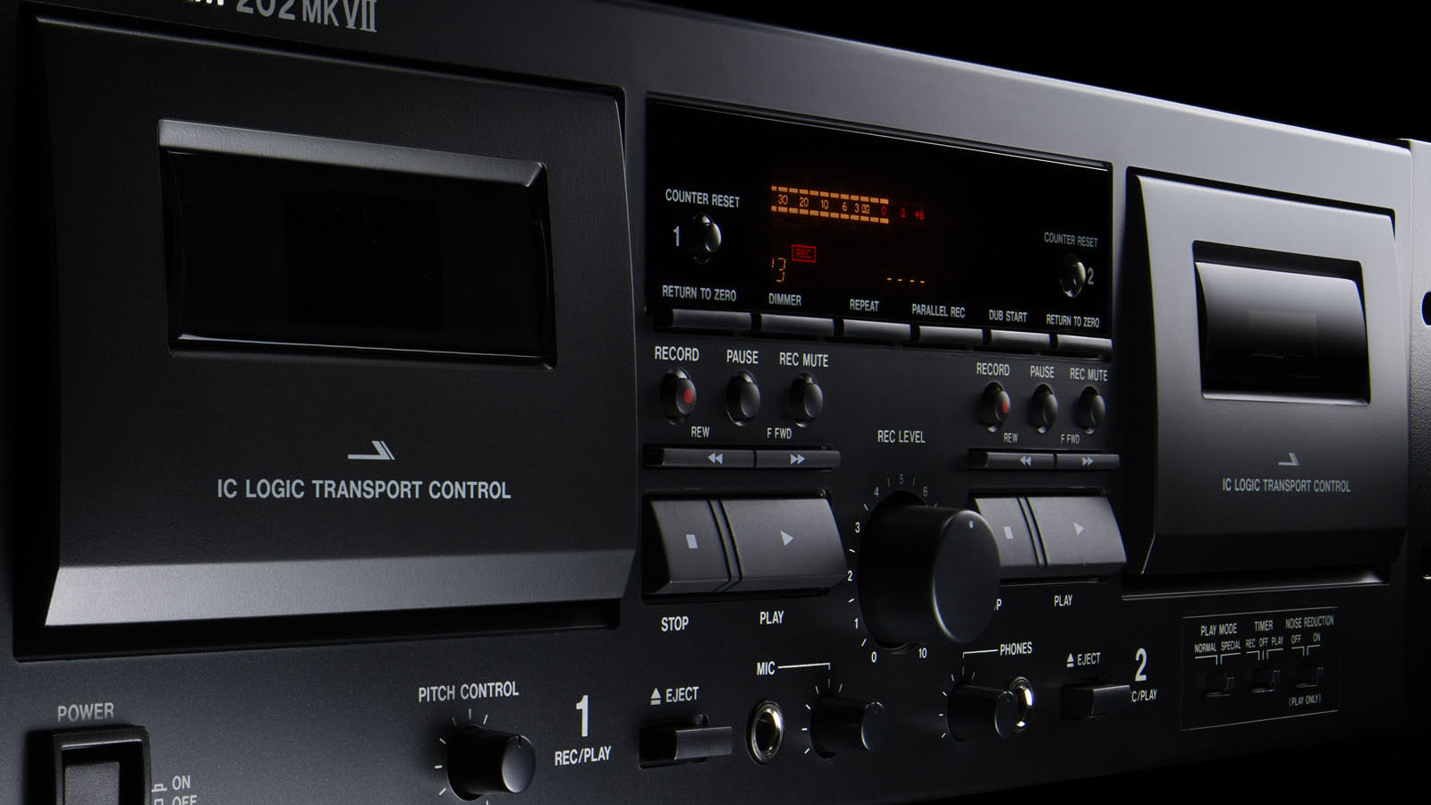 202MKVII | Double Cassette Deck with USB Port | TASCAM - United States