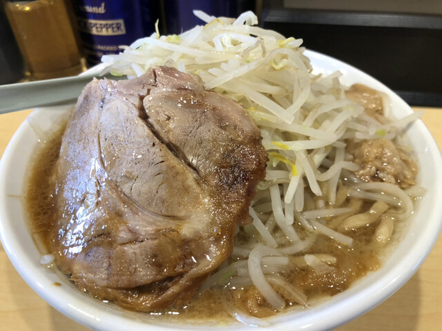 閉店】ラーメンぶたまる 本店 - 富士見台/ラーメン | 食べログ