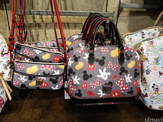 ドゥーニー&バークのディズニーランド60周年バッグ特集 2015