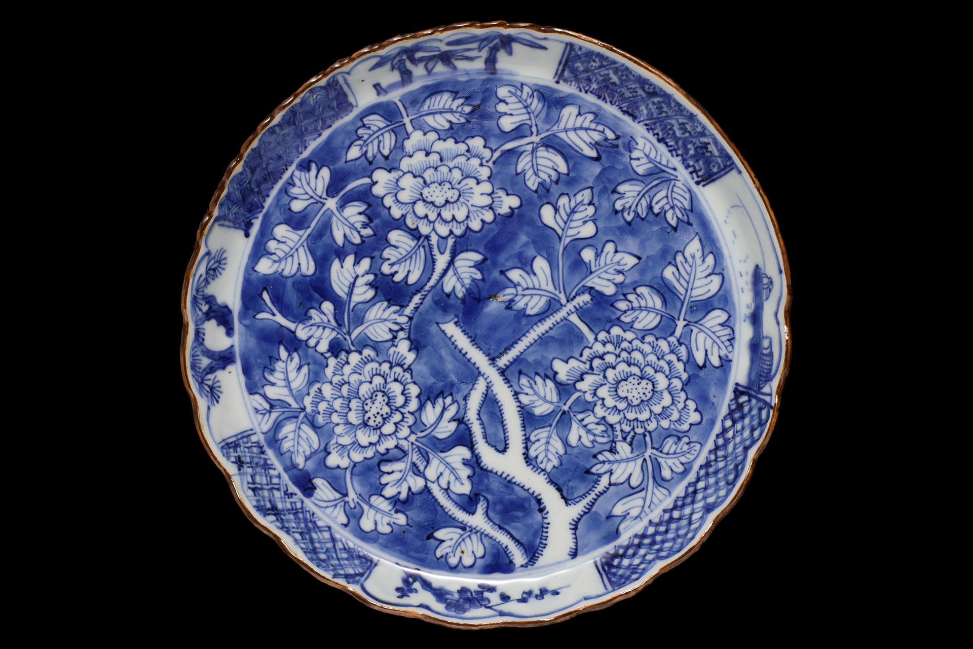 祥瑞染付花樹文輪花皿（明時代） - 天平堂（TENPYODO）