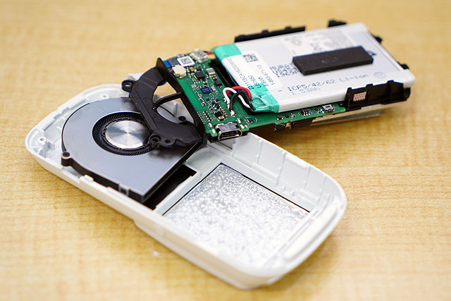 レビュー】新製品『REON POCKET 5』を分解してみました 中からあの有名