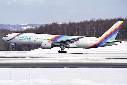 航空機・ヘリコプター JAS B777-200 JA007D Rainbow 航空機