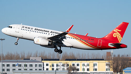 B-8181 Shenzhen Airlines Airbus A320-200 | Planespotters.net