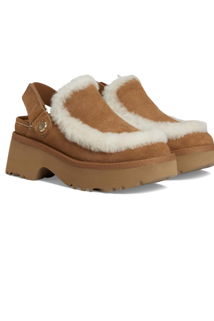Ugg Esmee Clog – villageshoes