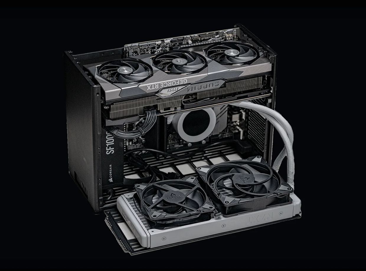 This Minimalist Small Form Factor PC Case Can Fit Even the Largest