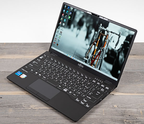 富士通 LIFEBOOK WU-X/E3 (UH-X/E3)の実機レビュー - the比較