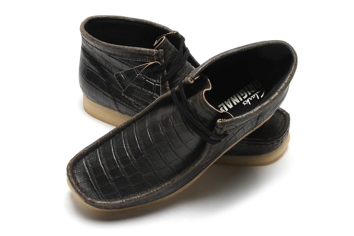 Wallabee Boot Black Crocodile Distress – Premier