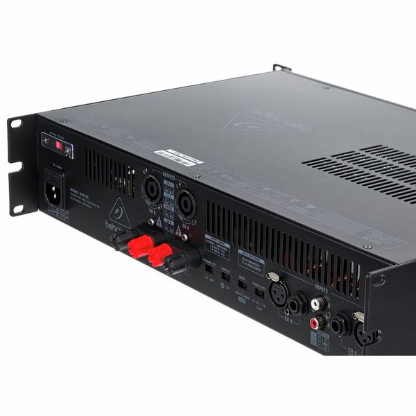 Behringer KM750 – United States