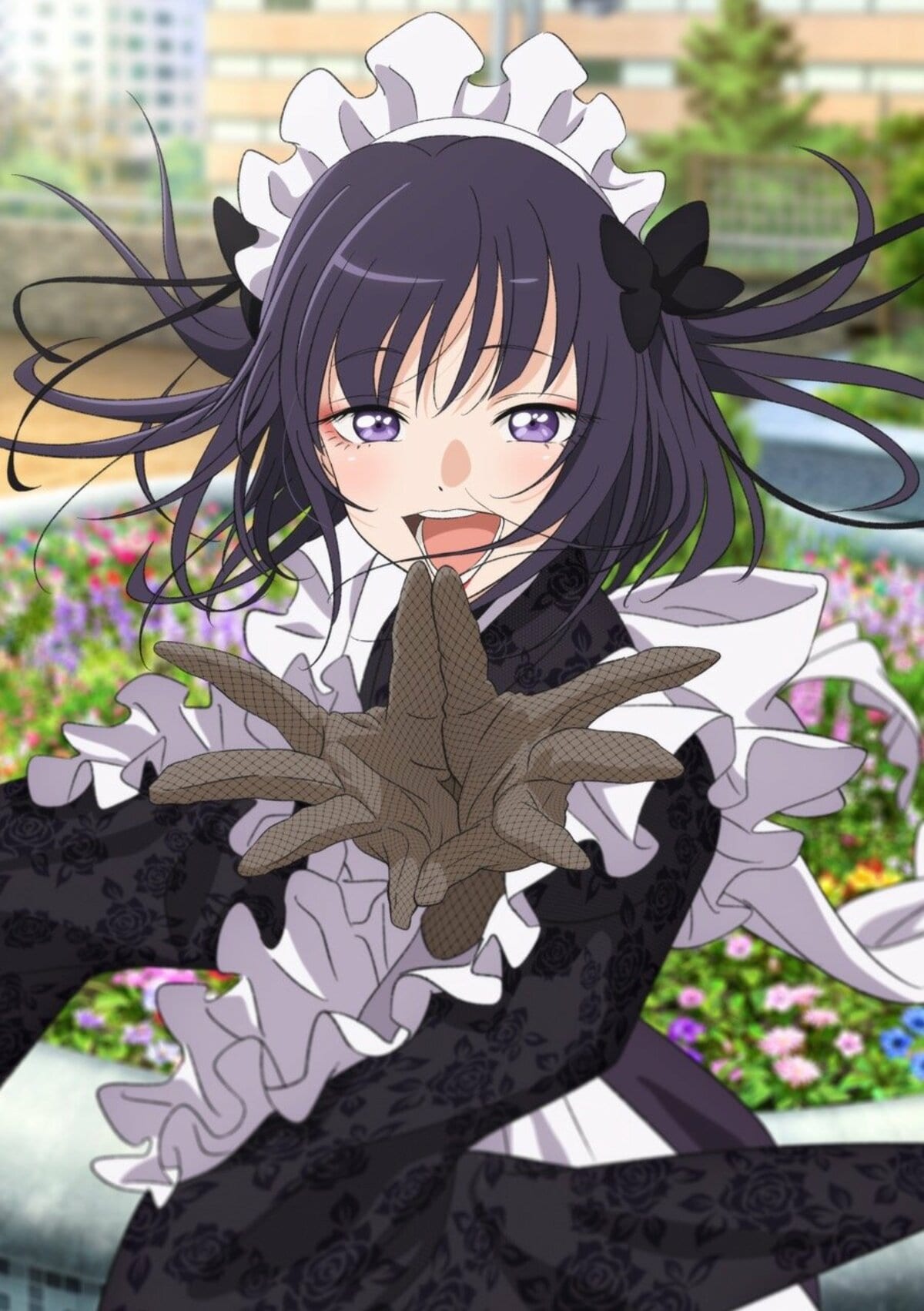 ヌル女パーカー最高です」『着せ恋』歌手の“過激すぎる”着用ショットに