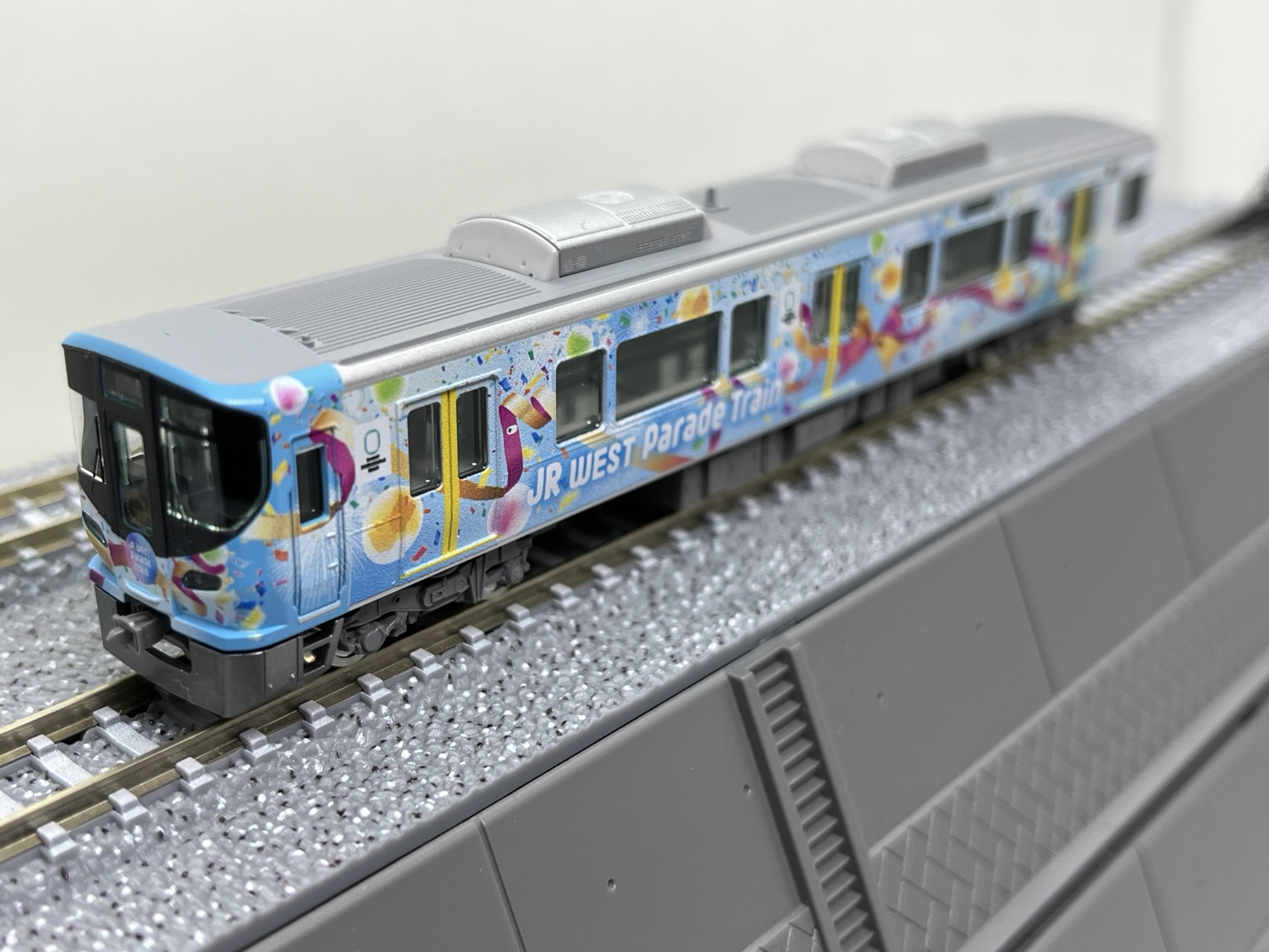 JR WEST Parade Train 入線レビュー – MSangaの鉄道模型のページ