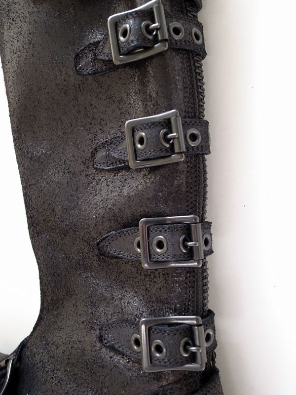 black means Leather Strap Boots black suede - tity