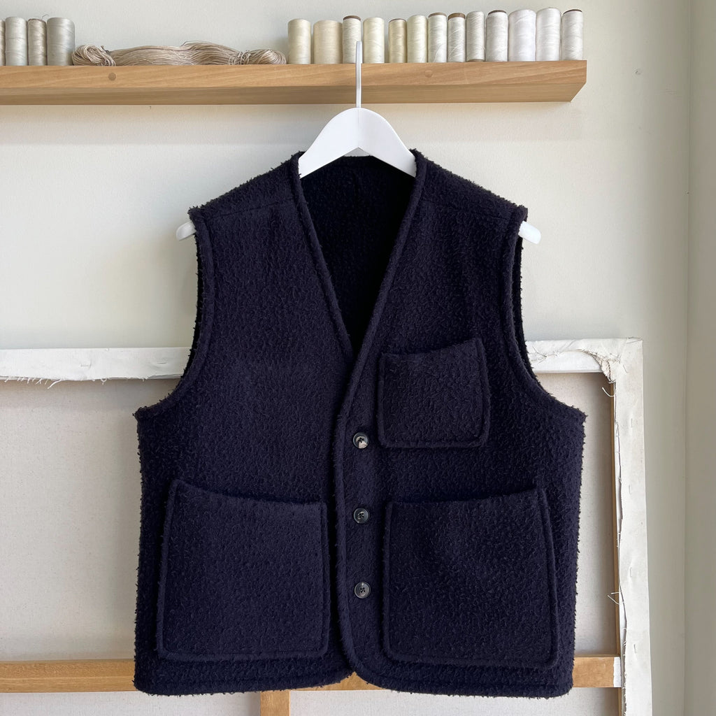 Midnight Navy / Black Reversible Casentino Wool Vest – TONY