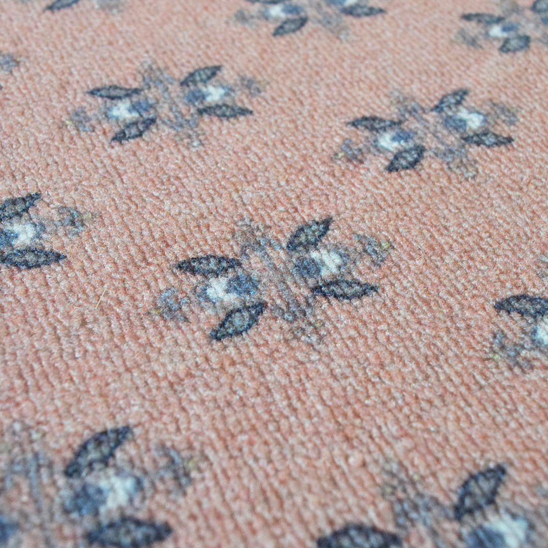ヴィンテージ風ラグ TOCORU Series ブハラ ループ ピンク– ラグと