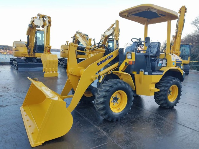 Japanese Used Wheel Loaders KOMATSU WA30-6 TOKU WORLD BW0661