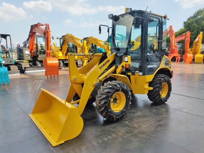 Japanese Used Wheel Loaders KOMATSU WA30-6 TOKU WORLD BW0698