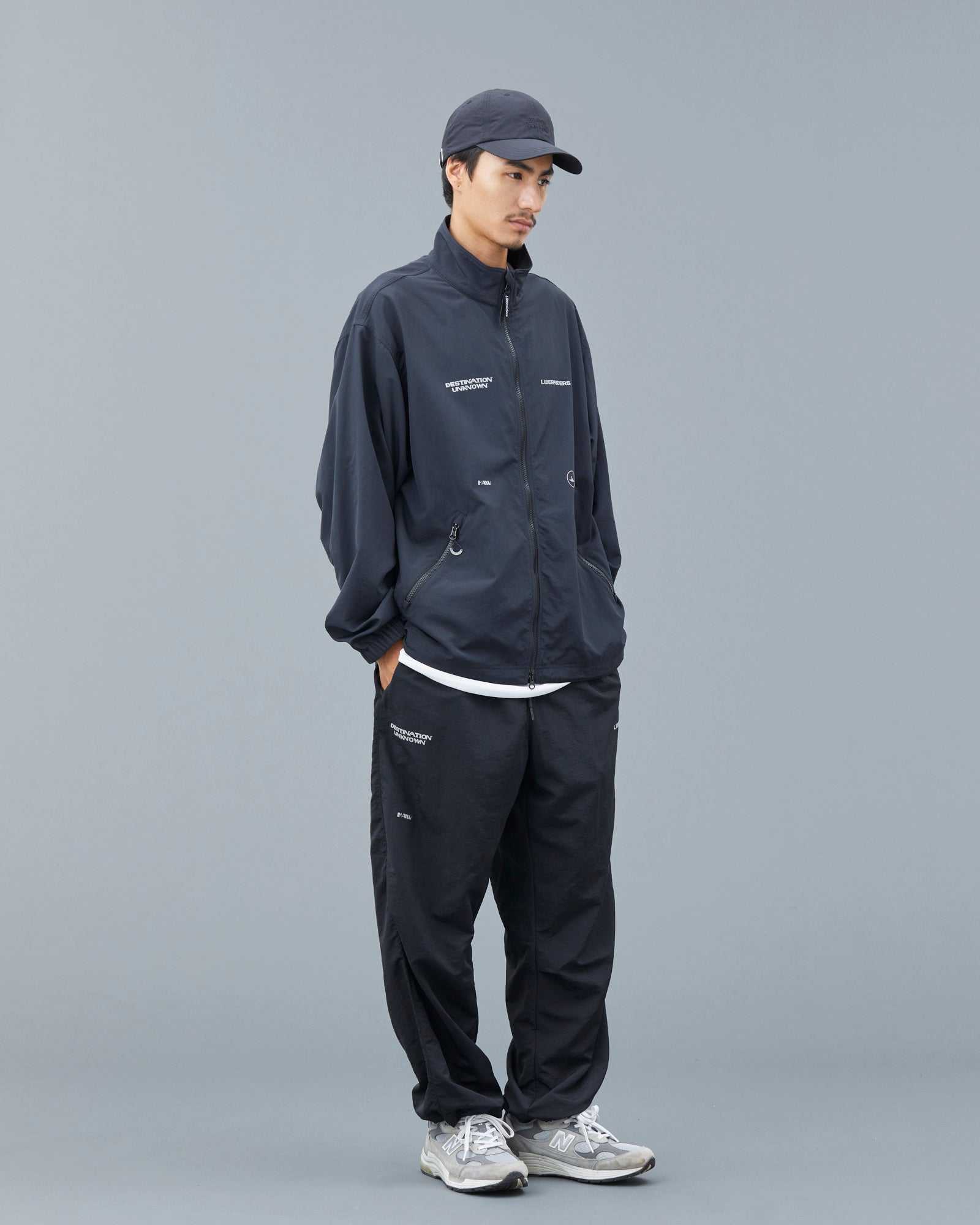 Liberaiders】SUPPLEX NYLON WINDBREAKER / Black – TOKIS
