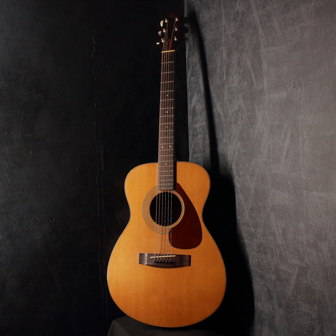 Yamaha FG-170 Folk Size Acoustic 1974 – Topshelf Instruments