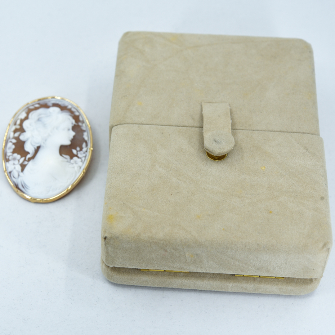 カメオ ブローチ 枠K18 貝 ヴィンテージ | 中古通販 | 【公式