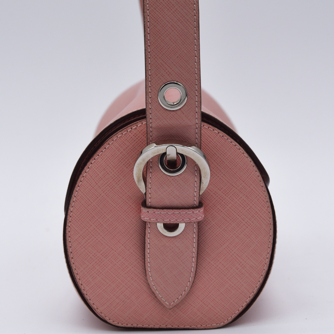 Salvatore Ferragamo フェラガモ ワンショルダーバッグ | 中古通販