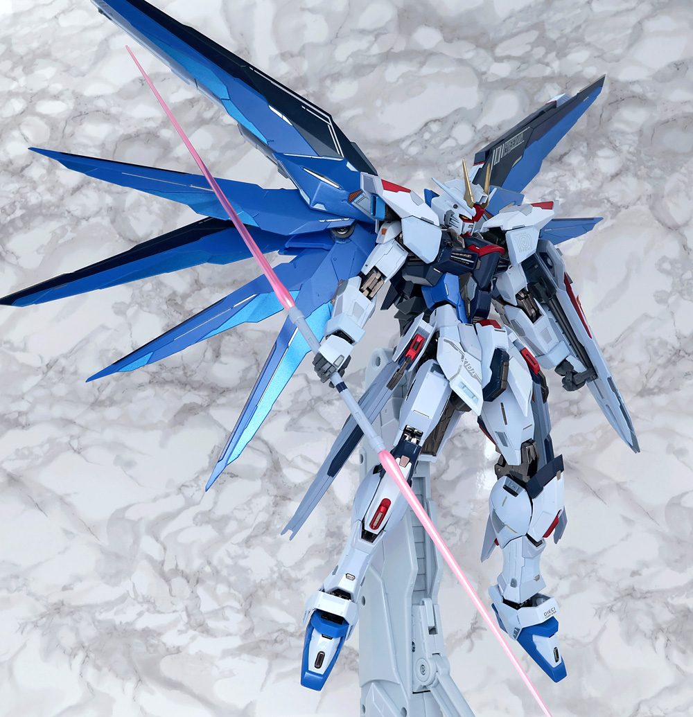 とろ＋ひまつぶし | METAL BUILD：フリーダムガンダム CONCEPT 2 SNOW