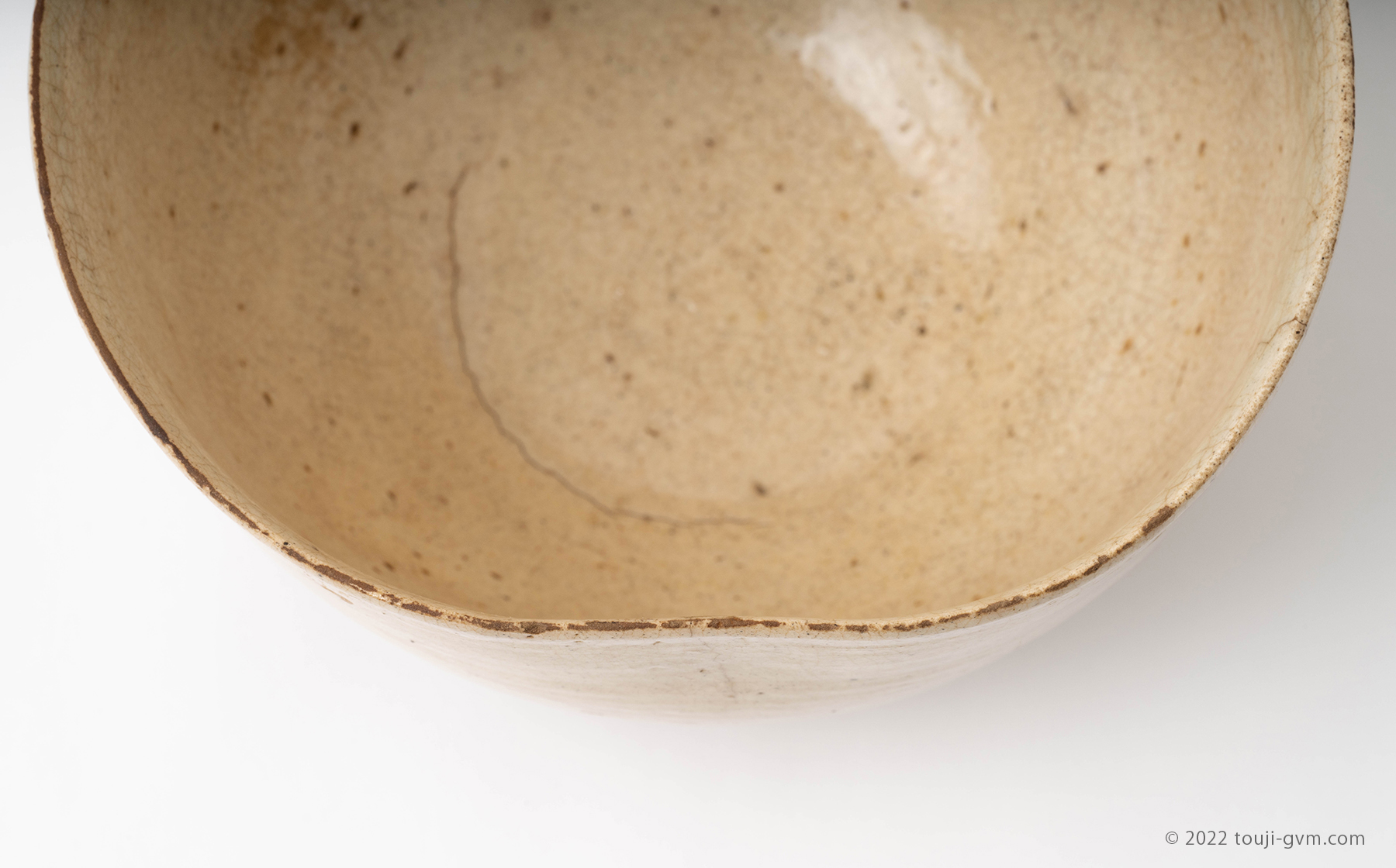 李朝玉子手茶碗 – Egg-like Tea Bowl | 陶磁オンライン美術館ーTOUJI