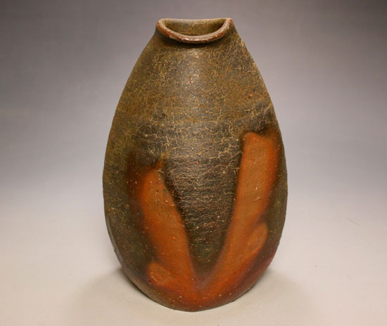 金重まこと 作 備前掛花入 – THA BIZEN BOUZ