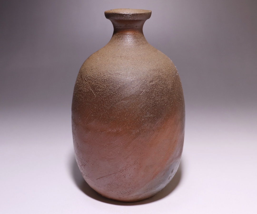 伊勢崎 満 作 「備前徳利」 ～備前焼専門卸小売店 川口陶楽苑～