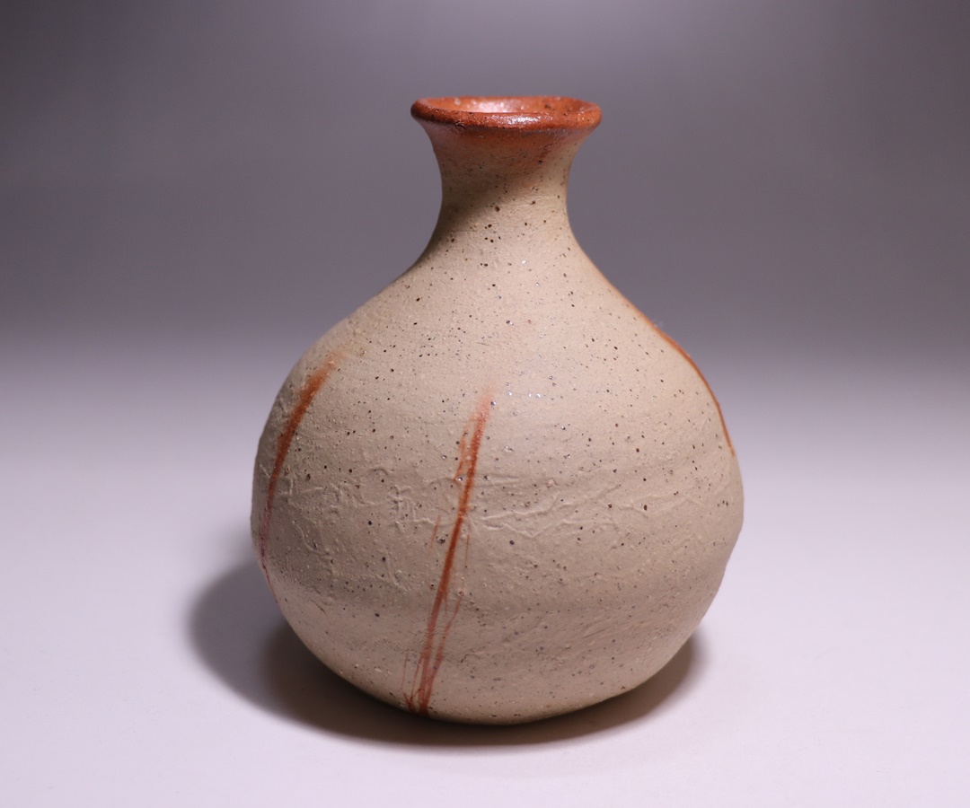 高力芳照 作 「備前火襷小徳利」 ～備前焼専門卸小売店 川口陶楽苑～