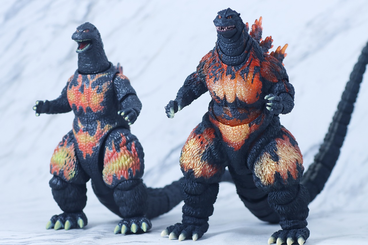 S.H.モンスターアーツ ゴジラ（1995／バーニングゴジラ） 70周年特別