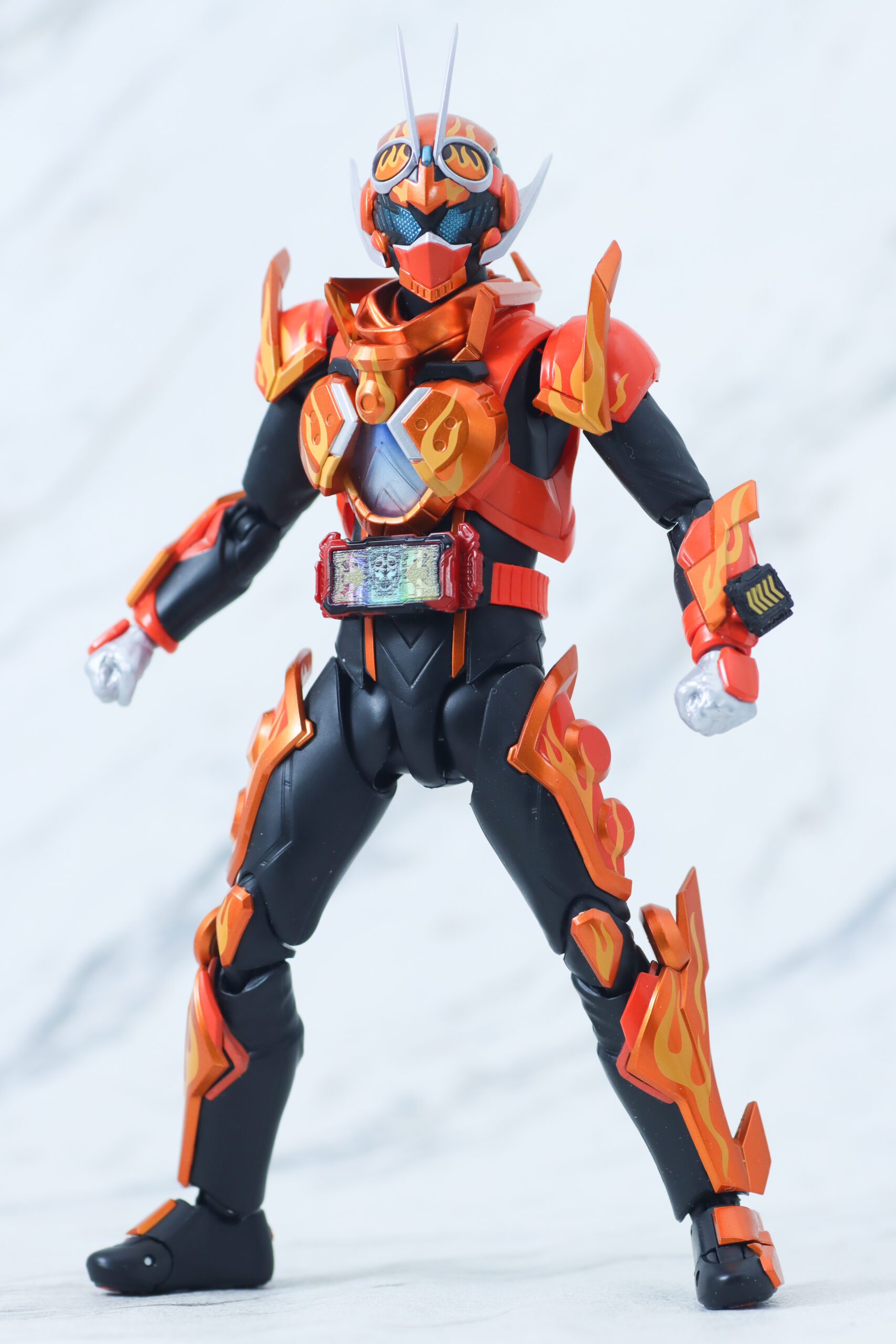 S.H.フィギュアーツ 仮面ライダーガッチャードデイブレイク