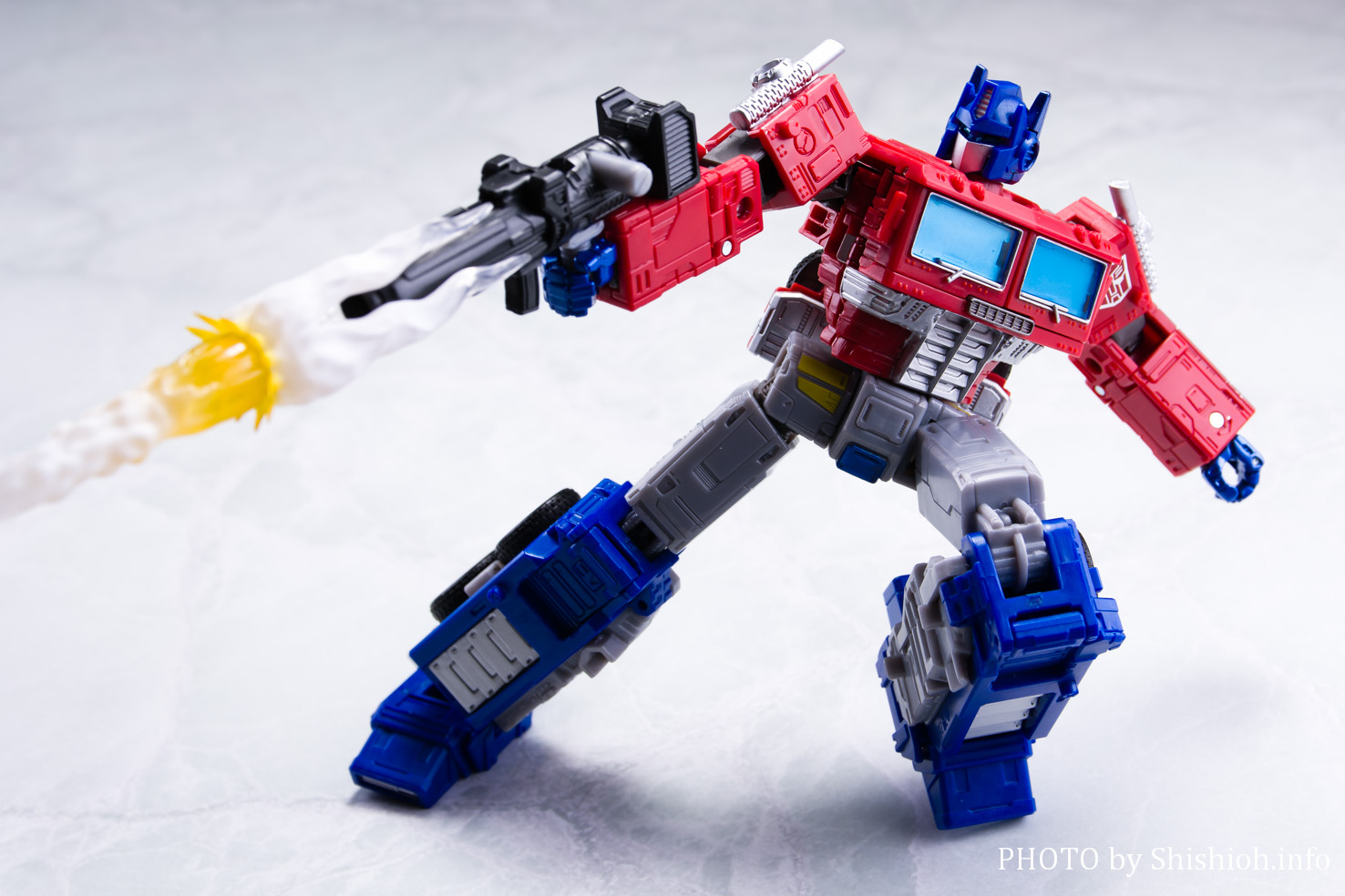 レビュー】アースライズ ER-02 オプティマスプライム with トレーラー