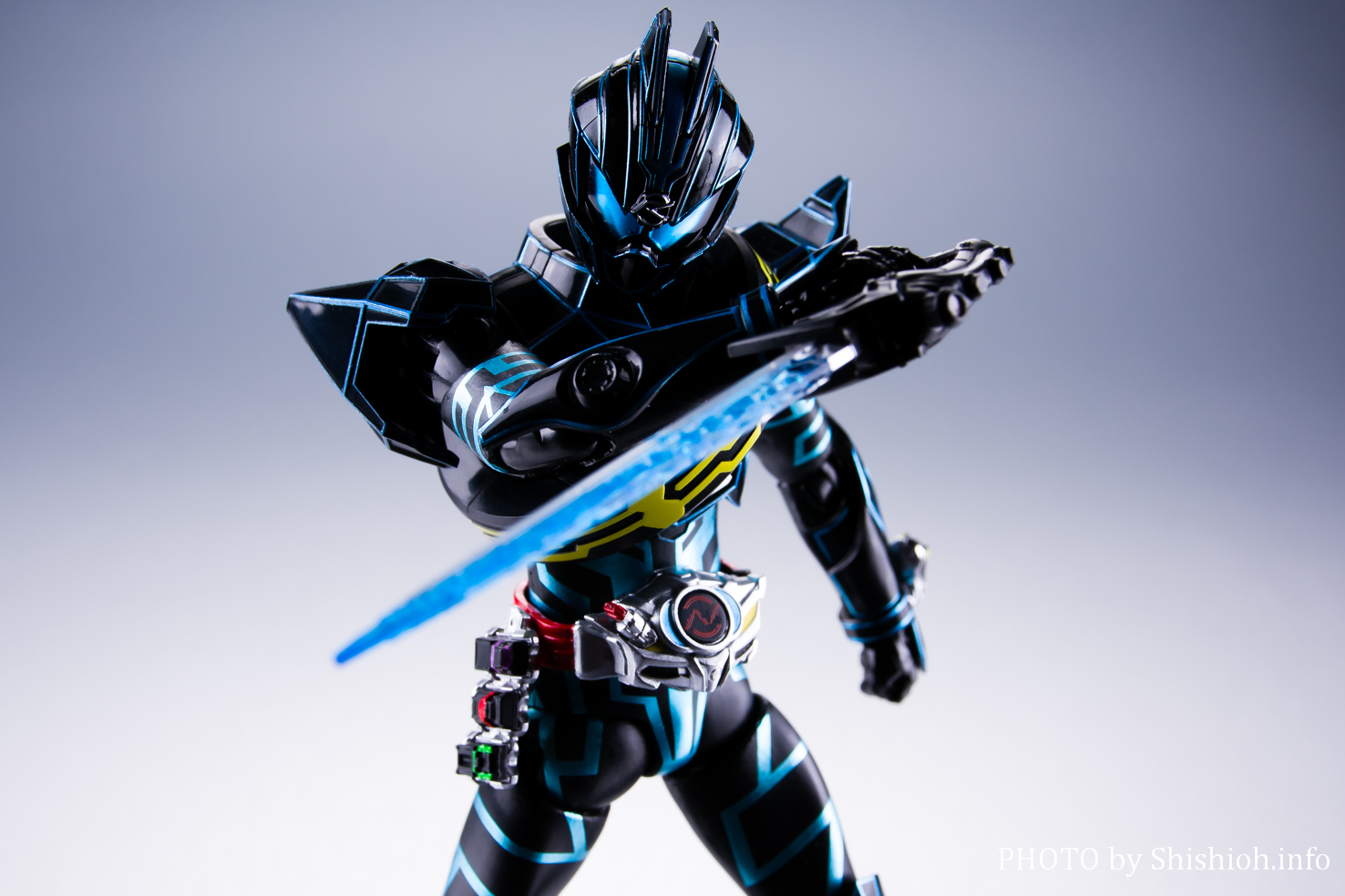 レビュー】S.H.Figuarts 仮面ライダーダークドライブ タイプネクスト