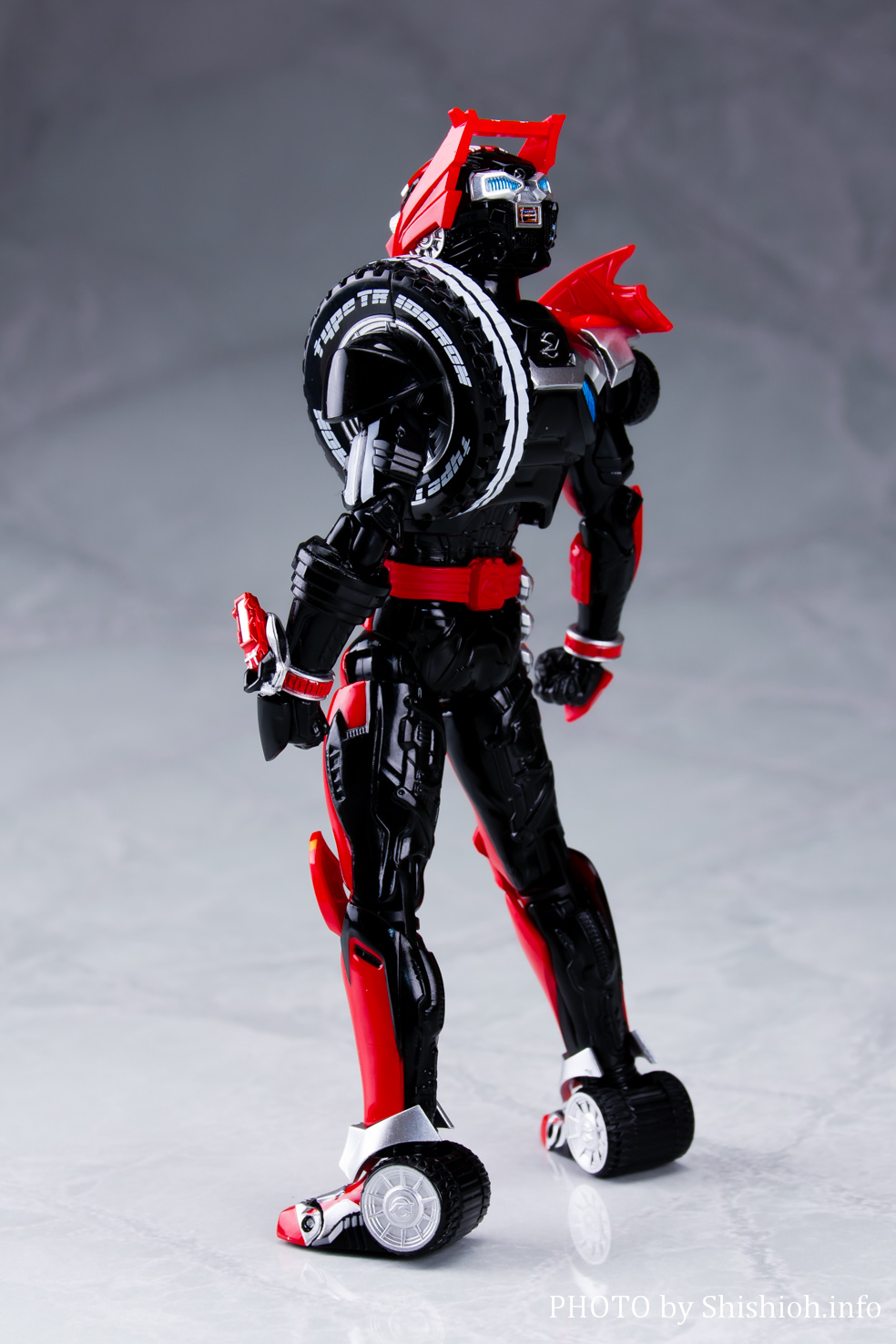 レビュー】S.H.Figuarts 仮面ライダードライブ タイプトライドロン