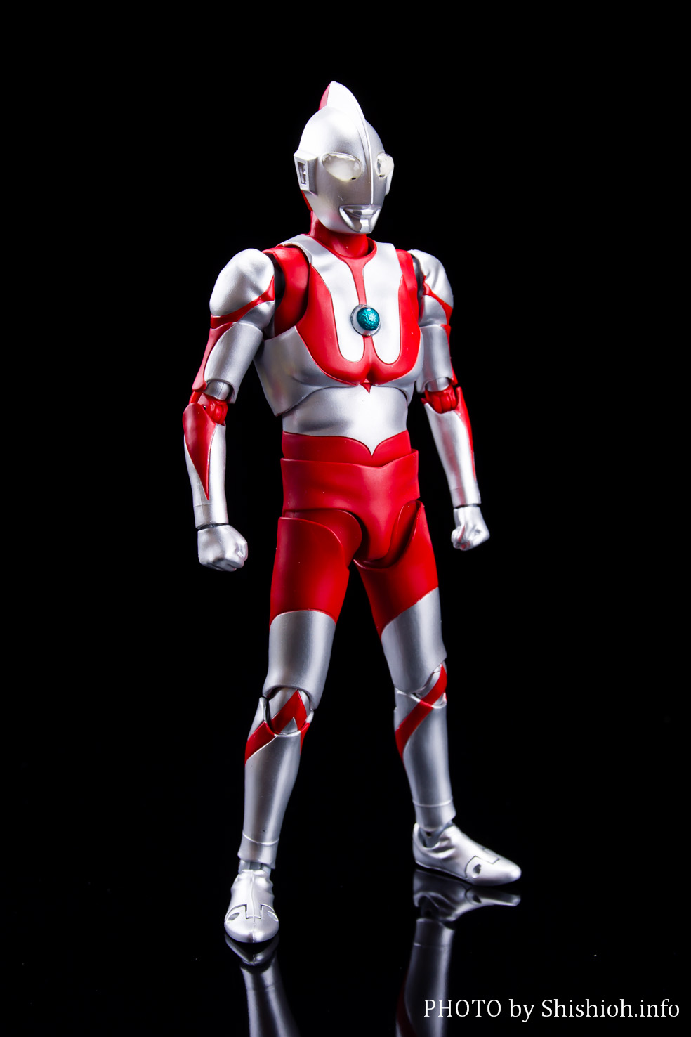 レビュー】S.H.Figuarts（真骨彫製法）ウルトラマン