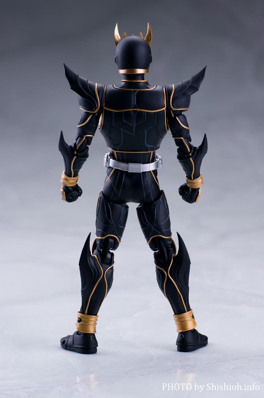 レビュー】S.H.Figuarts（真骨彫製法） 仮面ライダークウガ