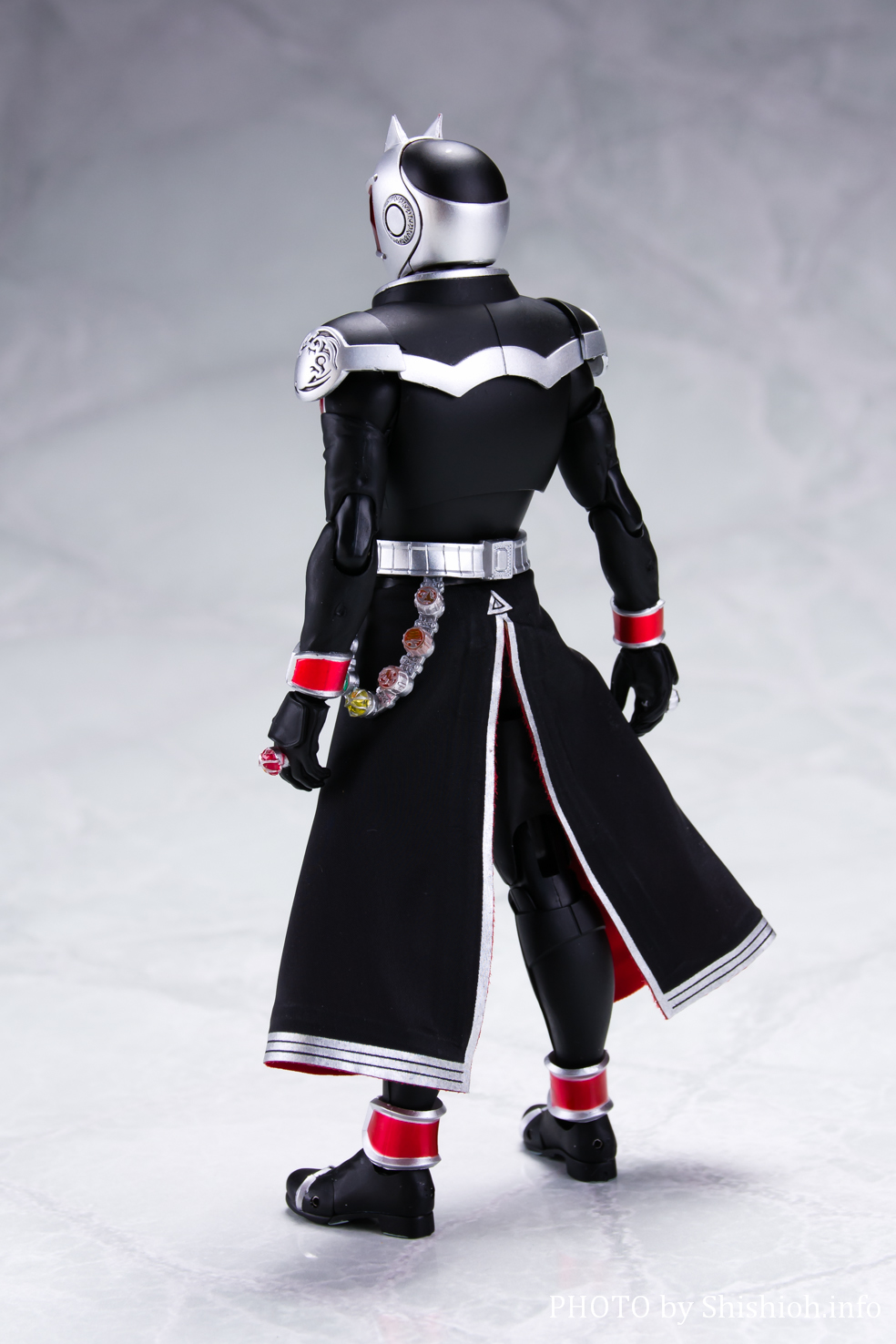 レビュー】 S.H.Figuarts（真骨彫製法） 仮面ライダーウィザード