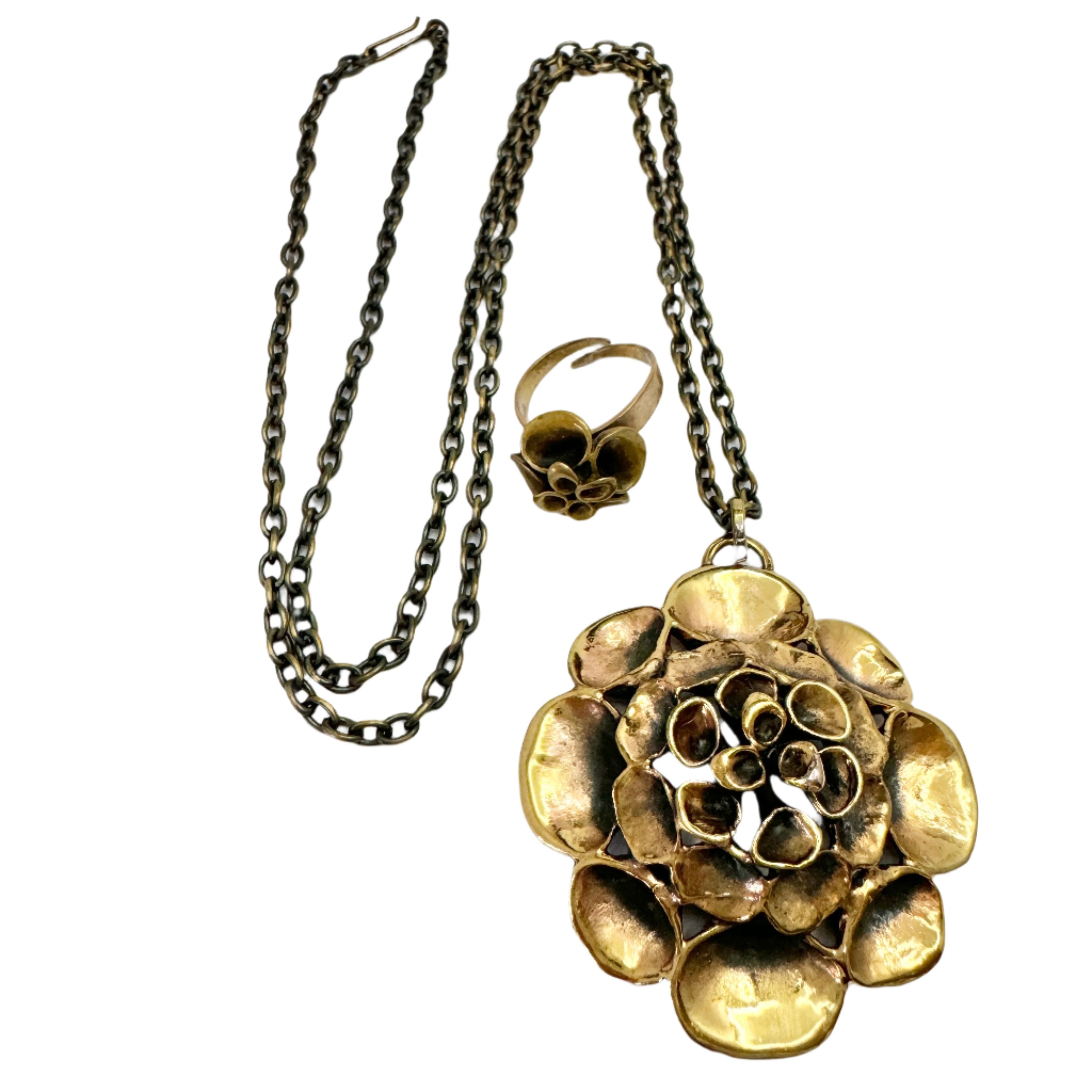 Hannu Ikonen, Finland 1970s Vintage Reindeer Moss Bronze Ring and