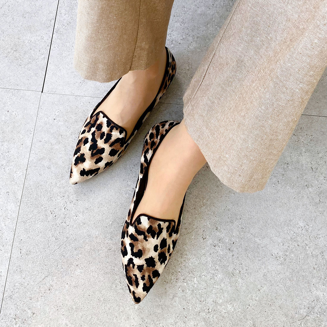 楽天市場】【50%OFF：お買い得アイテム】美脚ポインテッドトゥフラット