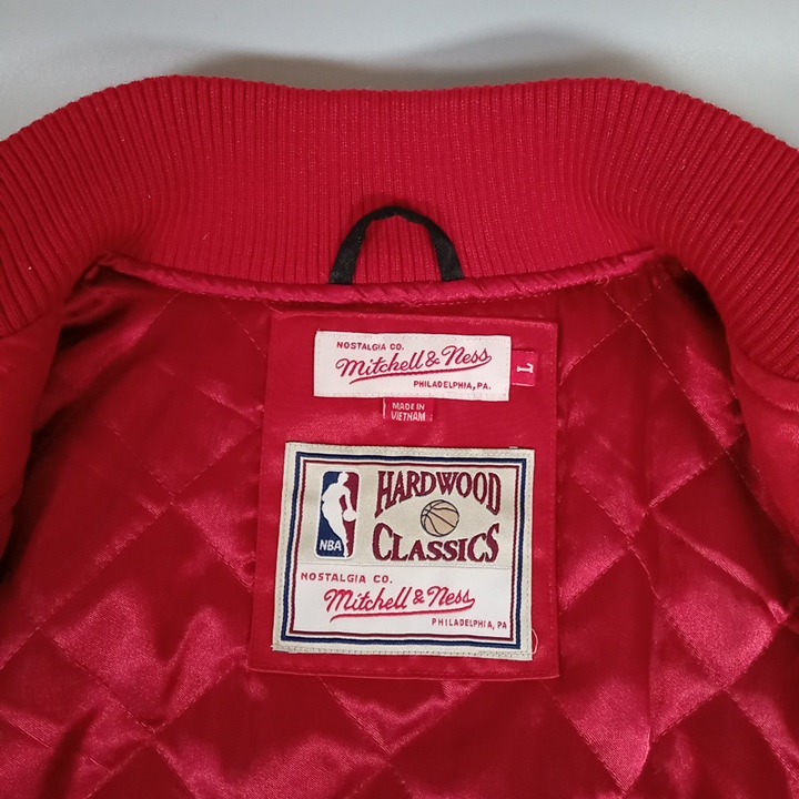 楽天市場】Mitchell & Ness ミッチェルアンドネス Chicago Bulls Satin