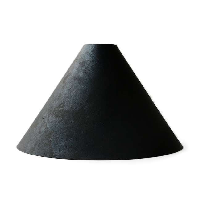 楽天市場】フタガミ FUTAGAMI ペンダントランプ 『鋳肌』 黒ムラ 円錐