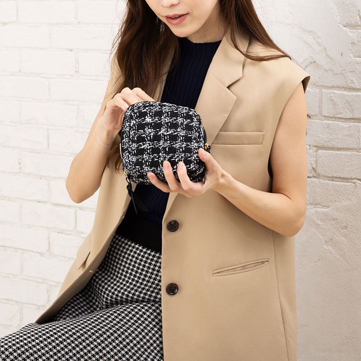 楽天市場】化粧ポーチ スタンドポーチ 自立するポーチ 小物入れ