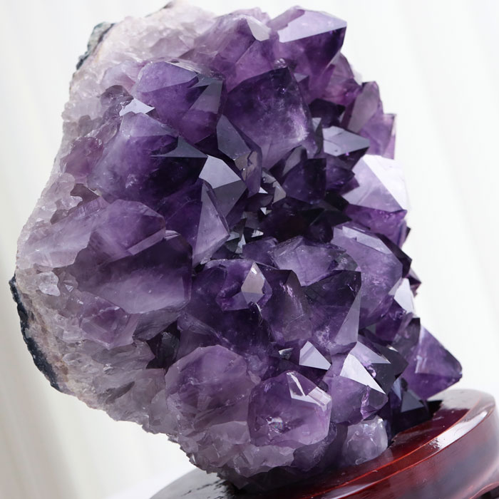 楽天市場】特大 アメジスト クラスター 約10.33キログラム 木製台座