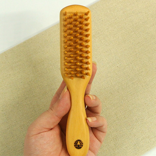 楽天市場】椿油を染み込ませた つげブラシ 5列 丸 (長さ 約17cm) 薩摩