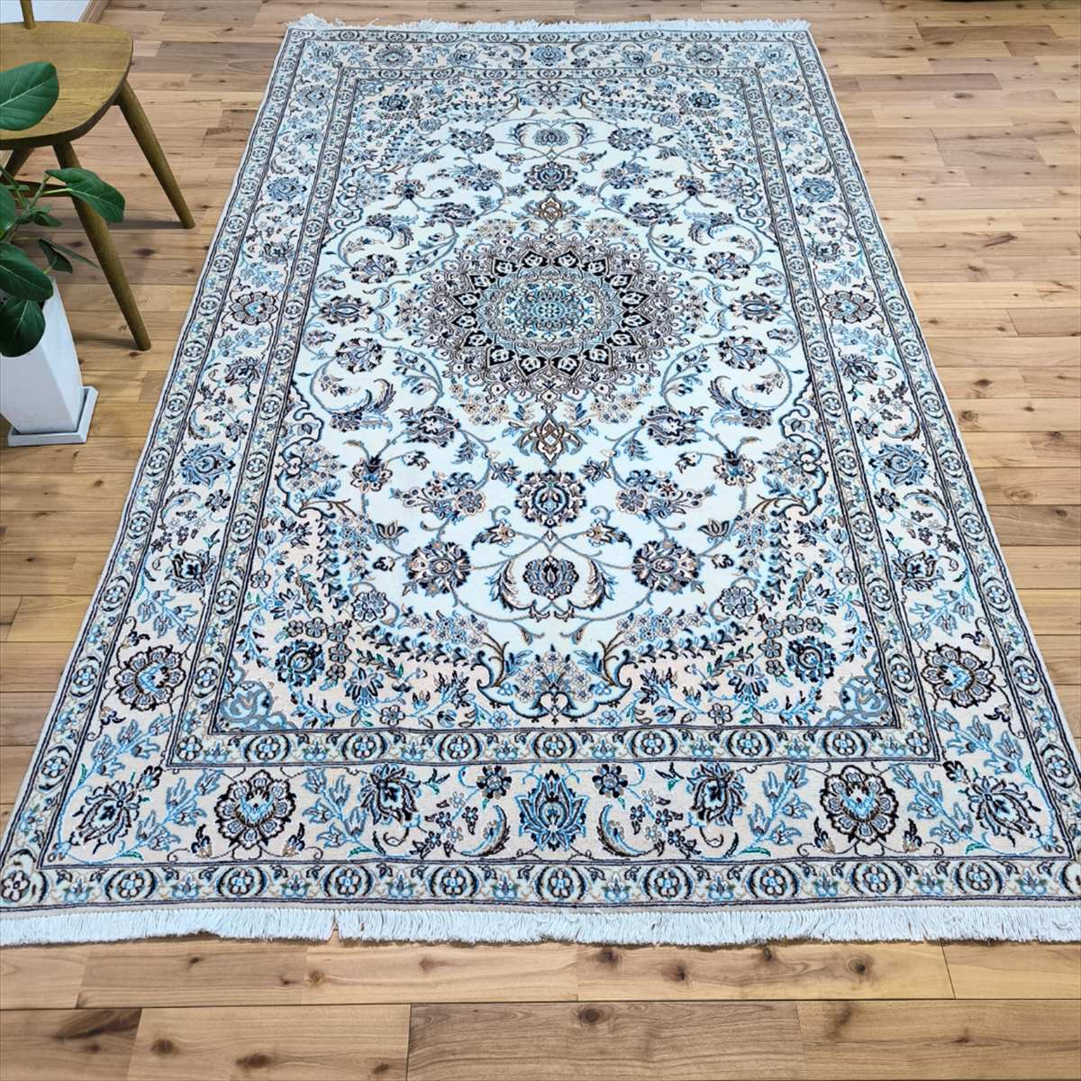 楽天市場】ペルシャ絨毯 【本物イラン産】 ナイン産 マット アイボリー