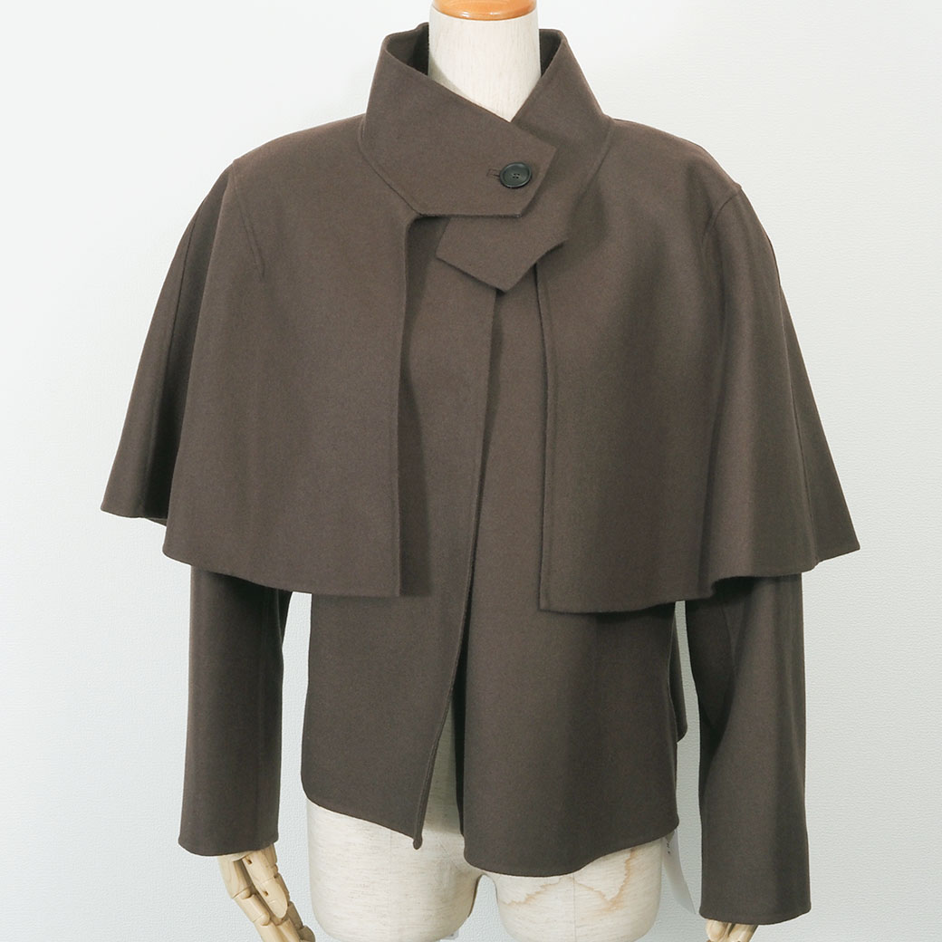 楽天市場】アドーア ライトリバーケープ付きノーカラージャケット