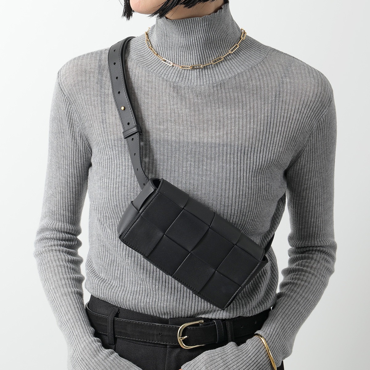 楽天市場】BOTTEGA VENETA ボッテガヴェネタ ボディバッグ カセット