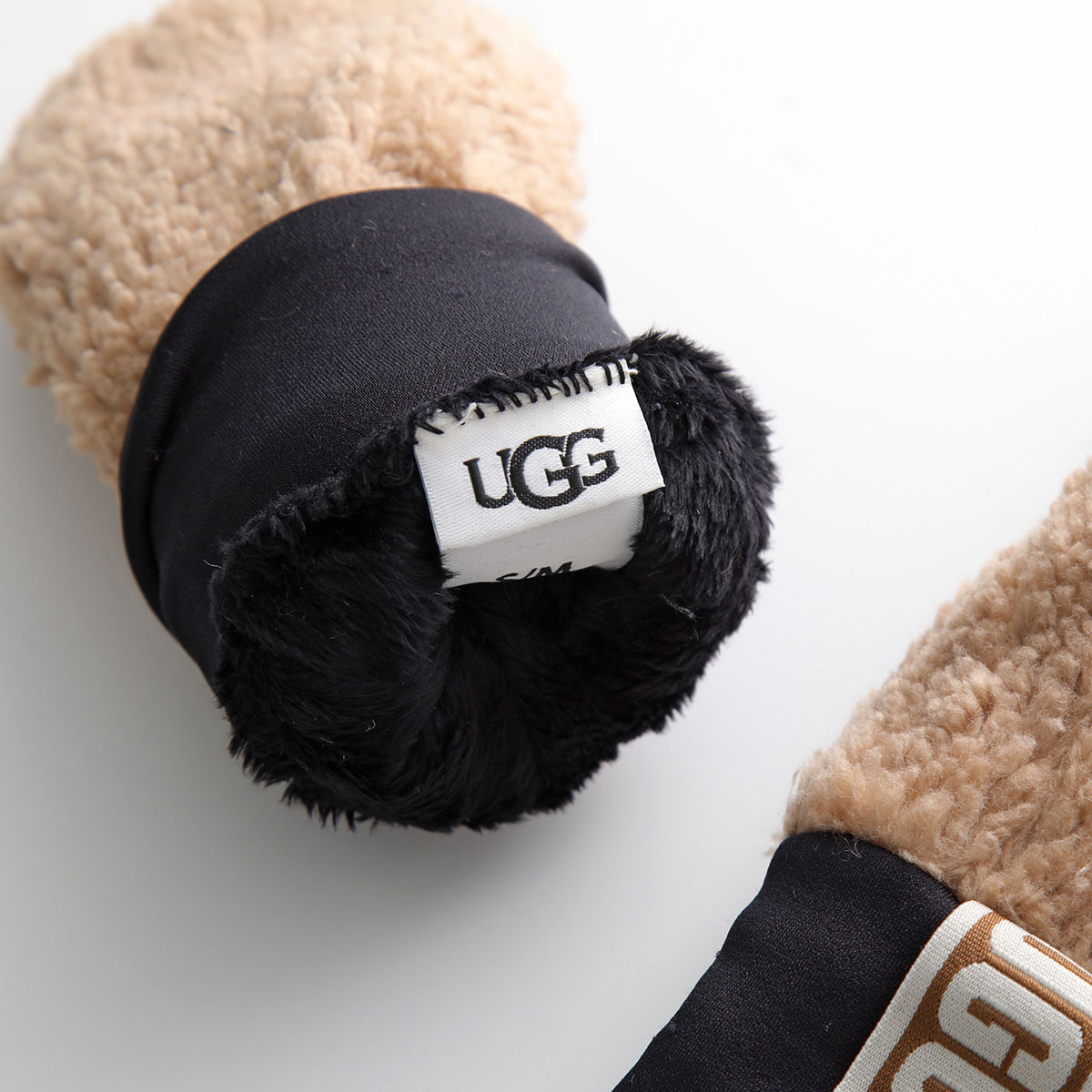 楽天市場】UGG アグ グローブ W SHERPA MITTEN W LOGO TAPE 21631